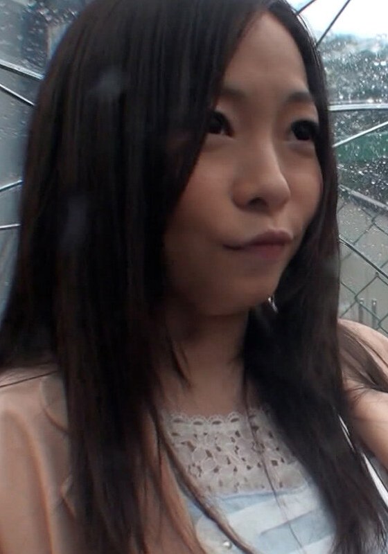 結婚2年目の奥さんにインタビュー!赤裸々に性生活を話し出す変態奥さん!?性欲旺盛な奥さんは下着を見せてオッパイを吸われSEXがしたくてたまらない!?