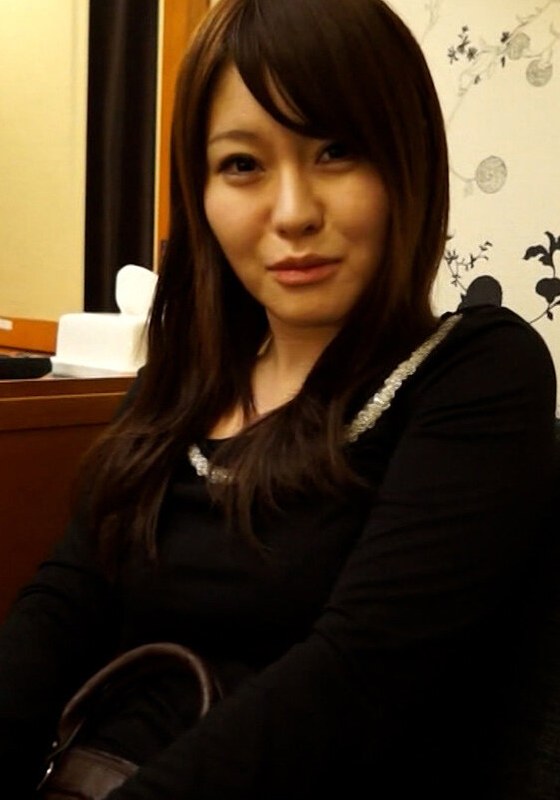 なかなか旦那が相手をしてくれないとAV撮影に参加した若妻さん!生活は満たされても下半身は満たされず!?こんなきれいな奥さんもエッチがしたくてたまらないのです!?
