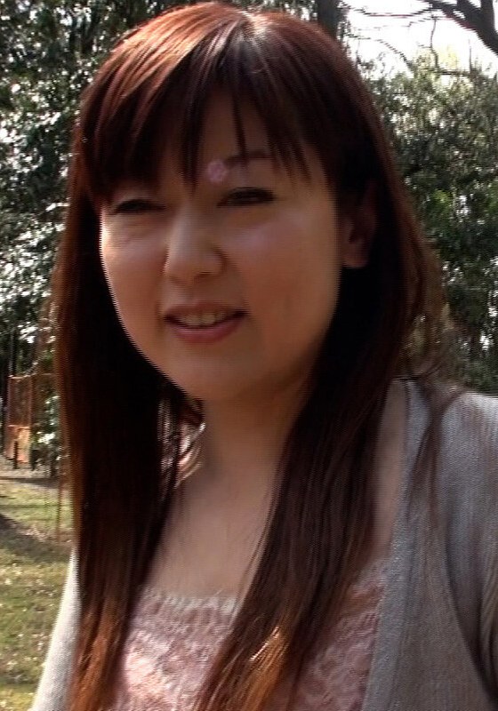 年齢を感じさせないキュートな五十路熟女さん。旦那が蒸発して以来のセックスレスで欲求不満が爆発!本能全開の絶頂SEXに酔いしれる!
